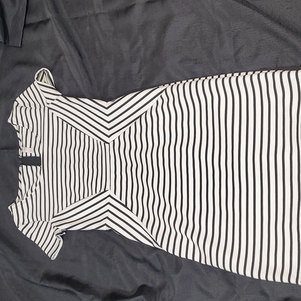 Xhilaration sheath dress with a flattering black and white striped design